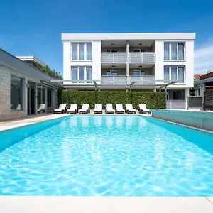 Apartment Sunadria, Kožino